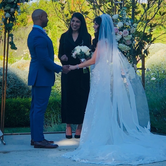 Hello😀….Offering lowest price possible 🙃 - Picture 2 of 16